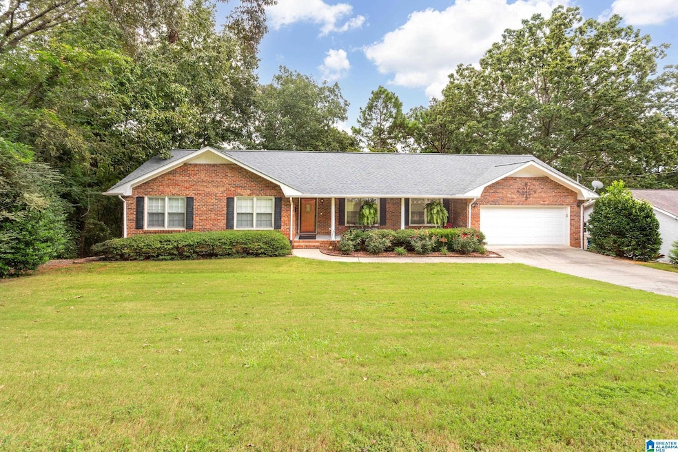 1218 Lawrence Dr, Anniston, AL 36207 - photo 1