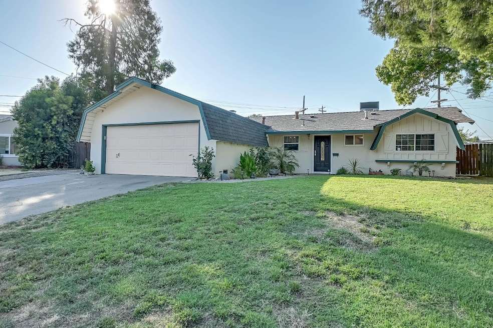 785 Regent Loop, Yuba City, CA 95991 - photo 1