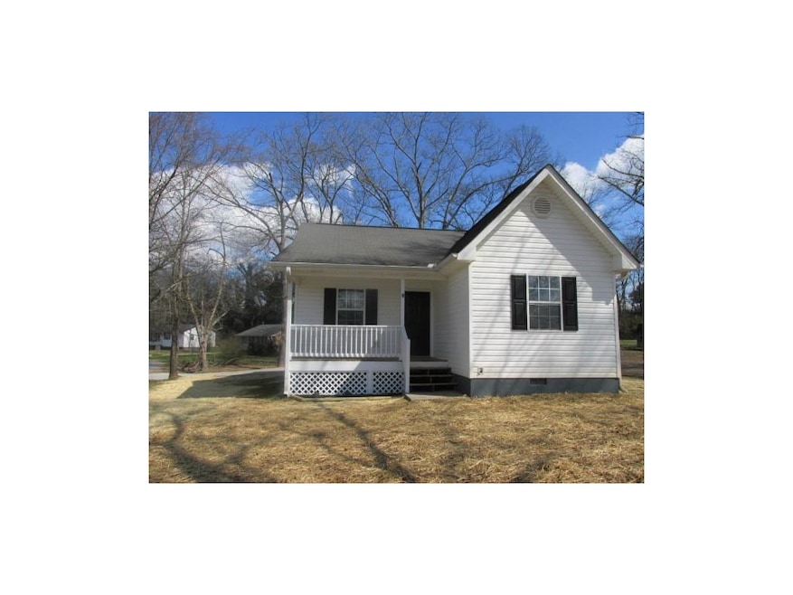 3 Grove Circle