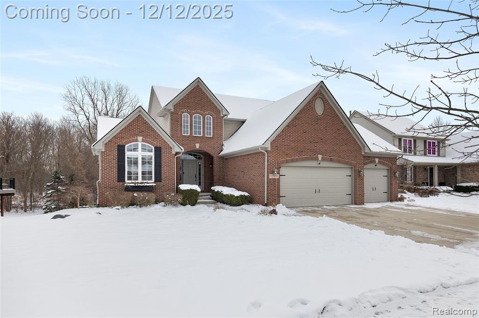 57351 Blossom Valley Trail unit 33, New Hudson, MI 48165 - photo 1