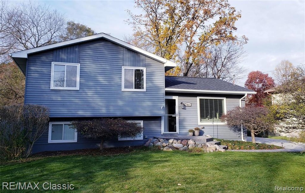 Front close up better.jpg