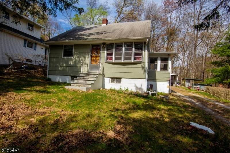 906 Upper Dr, Newton, NJ 07860 - photo 1