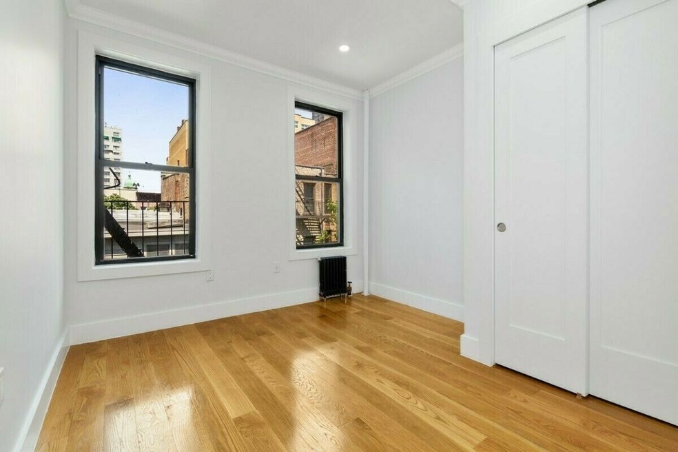 409 E 84th St unit 3, New York, NY 10028 - photo 1