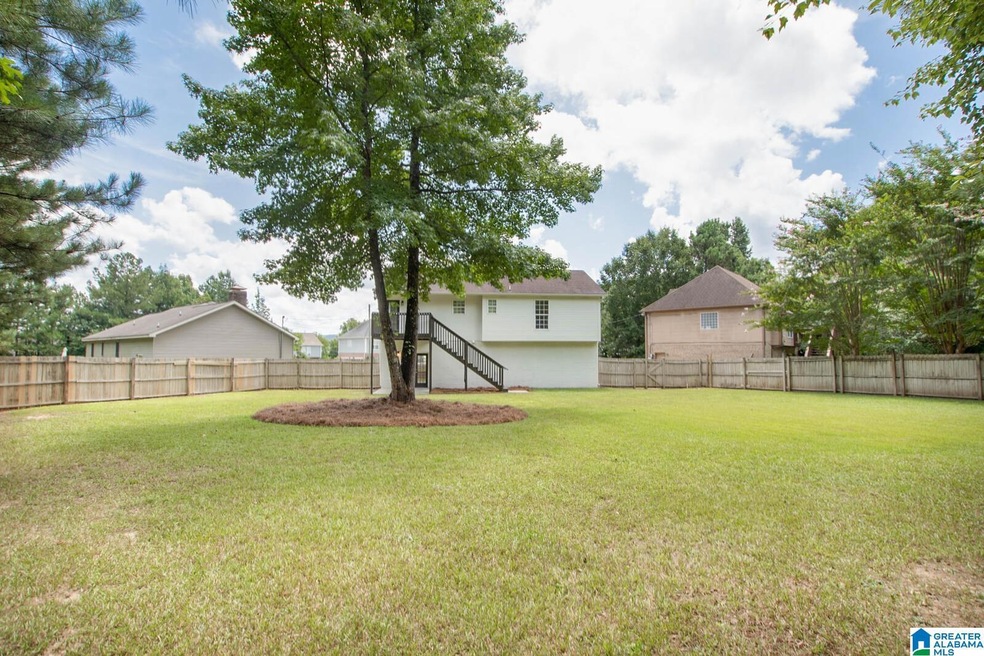 1107 Poplar Cir, Moody, AL 35004 - photo 1