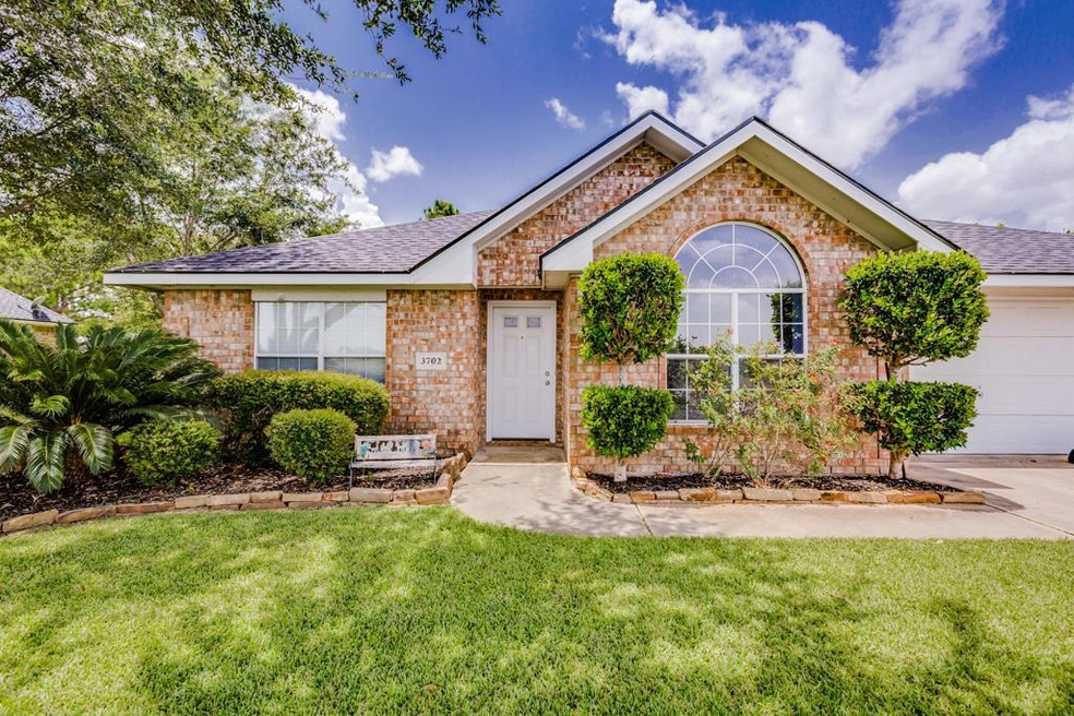 3702 Melvin Ct, Needville, TX 77461 - photo 1