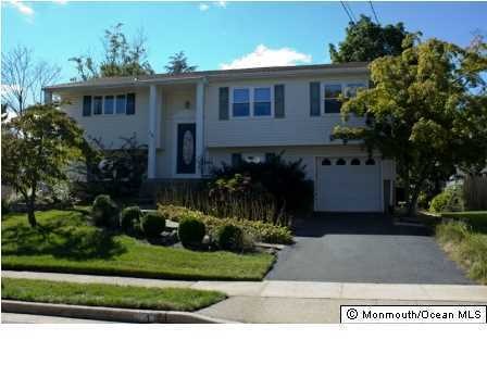 14 Kerry Dr, Hazlet, NJ 07730 - photo 1