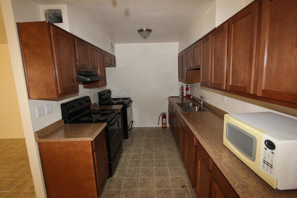 1809 E Broadway Rd unit 8, Mesa, AZ 85204 - photo 1