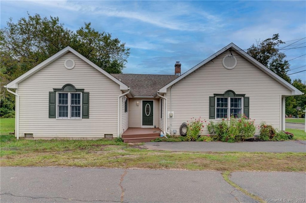 Modern move in ready ranch home with 2-3 bedrooms!