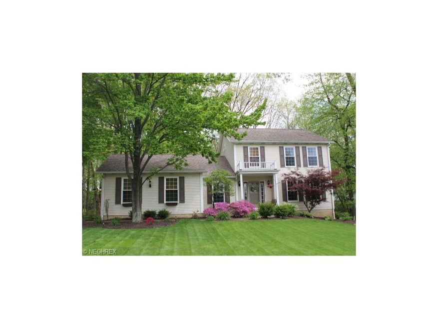 Welcome to 4035 Golden Wood Way!