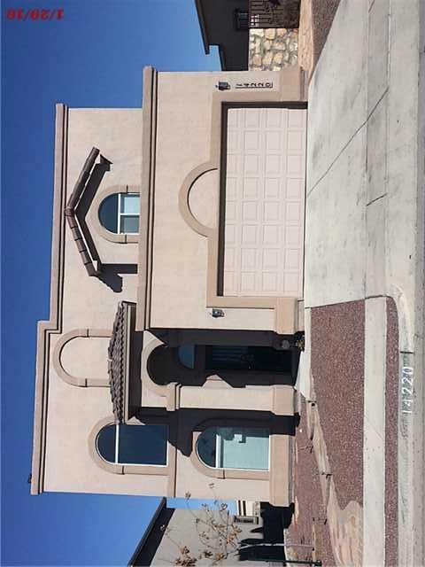 14220 Desert Mesquite Dr, Horizon City, TX 79928 - photo 1