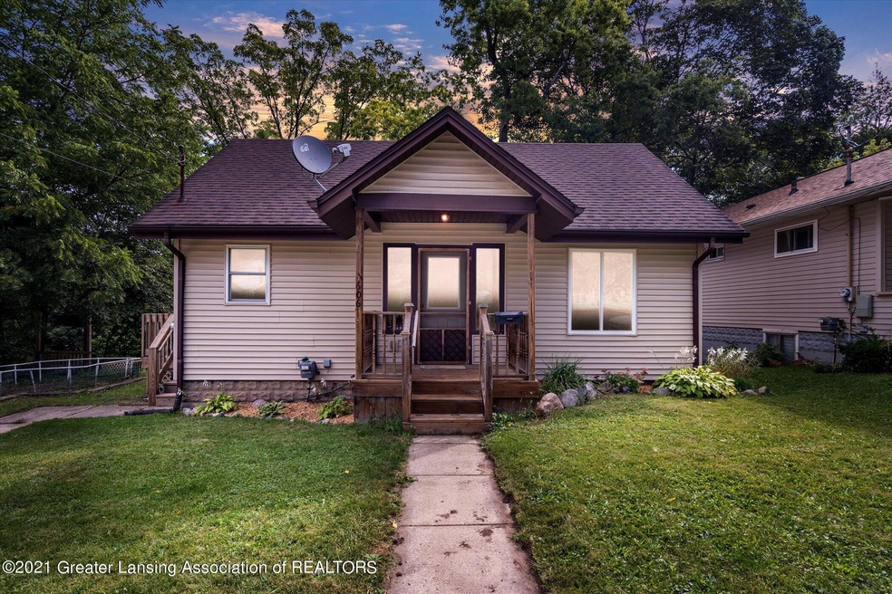1606 Lansing Ave, Lansing, MI 48915 - photo 1