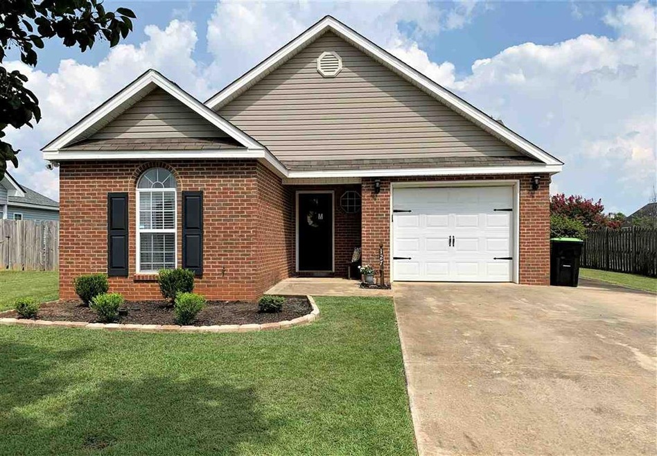 127 Millbrook Dr, Warner Robins, GA 31088 - photo 1