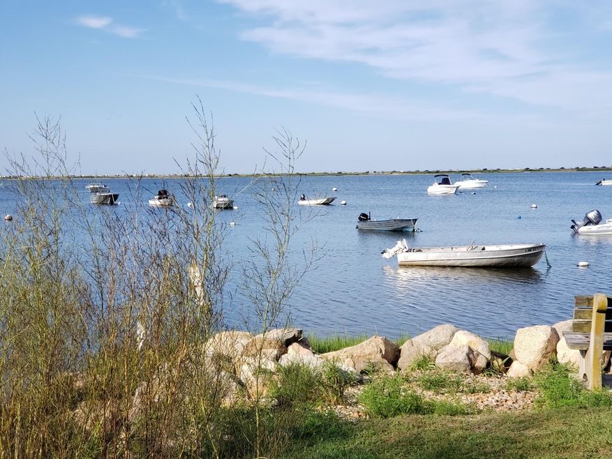 18 Pilgrim Rd, Edgartown, MA 02539 - photo 1