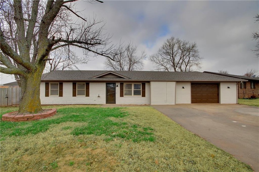 Larger Driveway for extra parking.  Close to downt