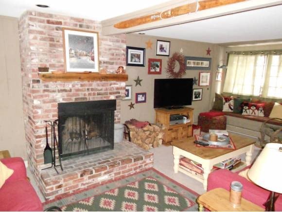 2 Kernwood Ave unit 3, Lincoln, NH 03251 - photo 1