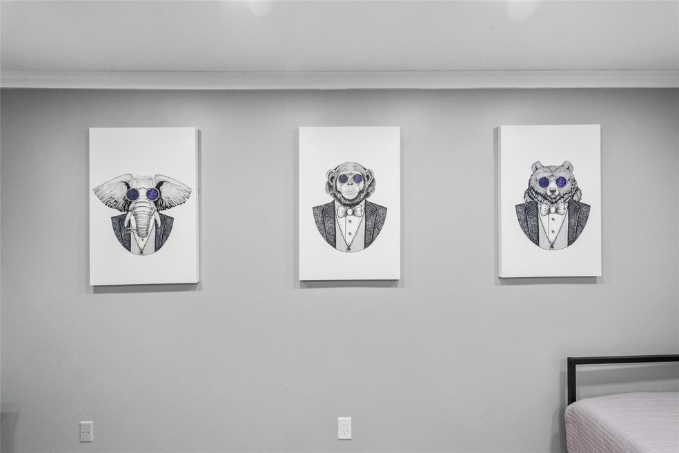 3611 Graustark St unit 17, Houston, TX 77006 - photo 1