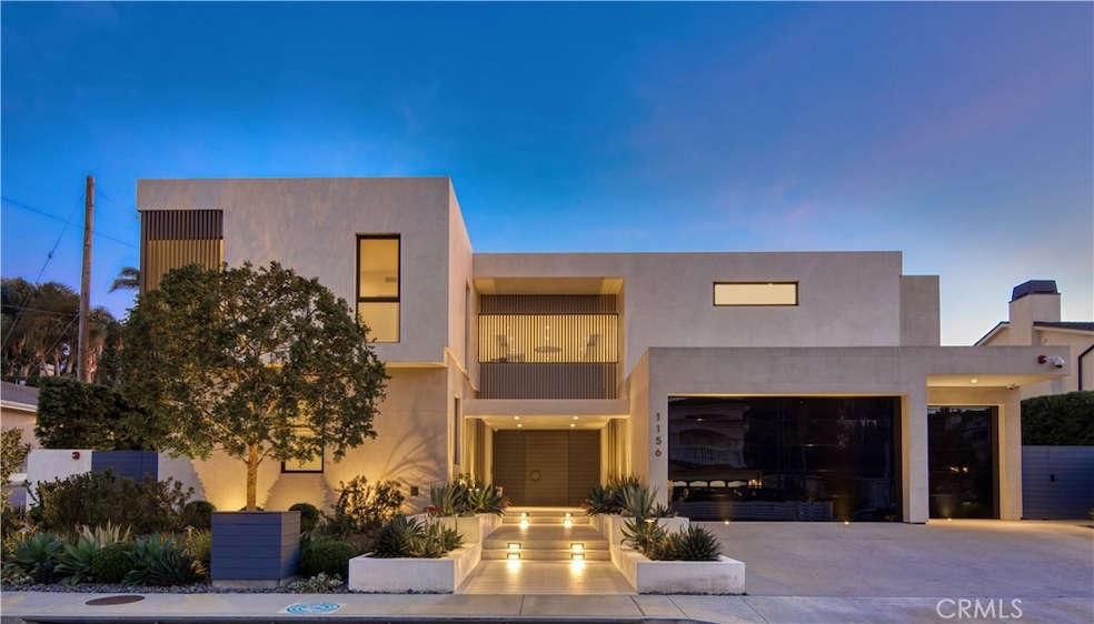 Sold $11,975,000 • Co-Listing Agent