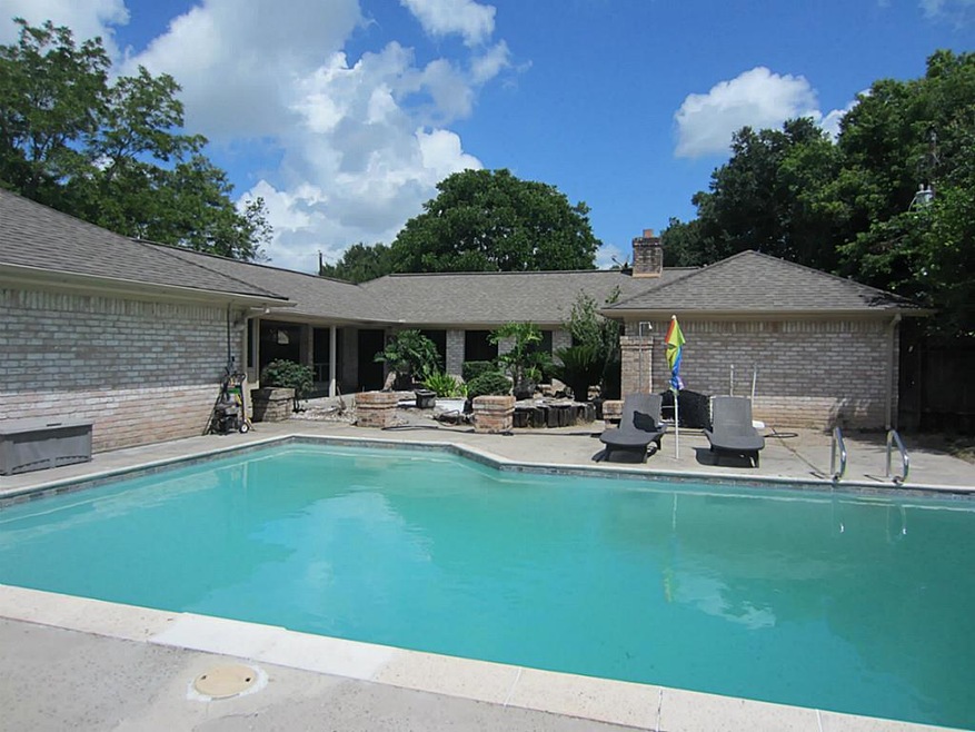 1820 Laurel Oaks Dr, Richmond, TX 77469 - photo 1