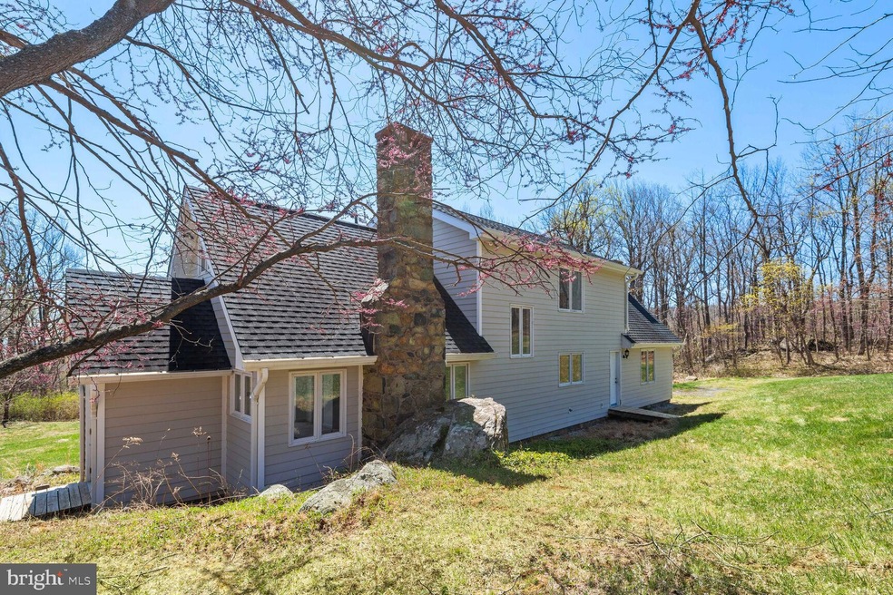 1640 Axton Ln, Linden, VA 22642 - photo 1