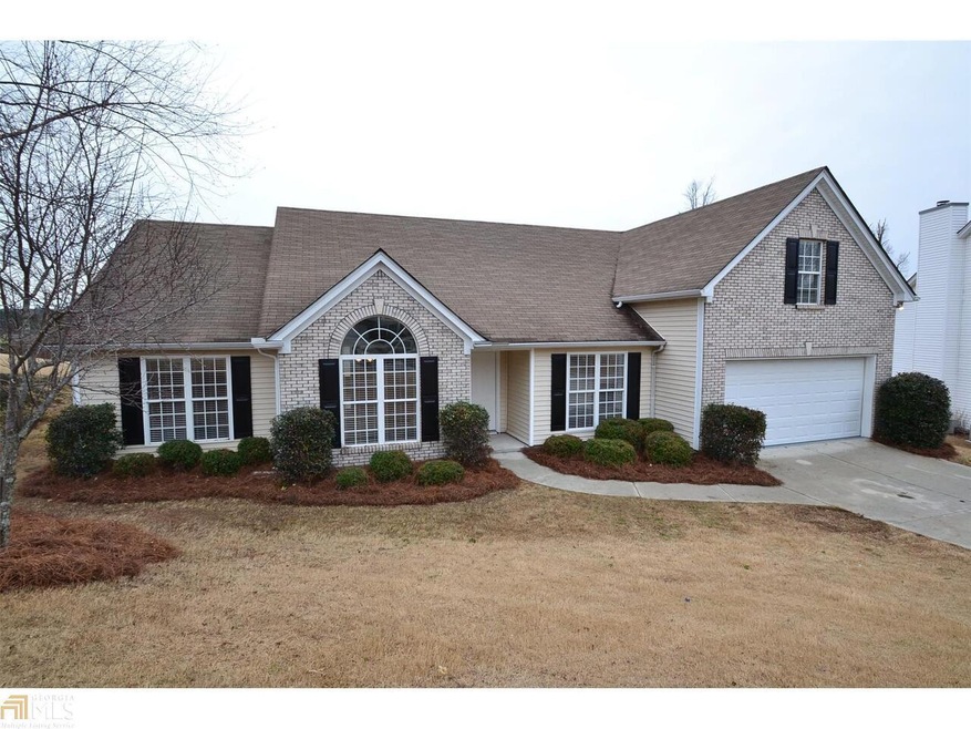 1344 Log Cabin Ln, Lawrenceville, GA 30045 - photo 1