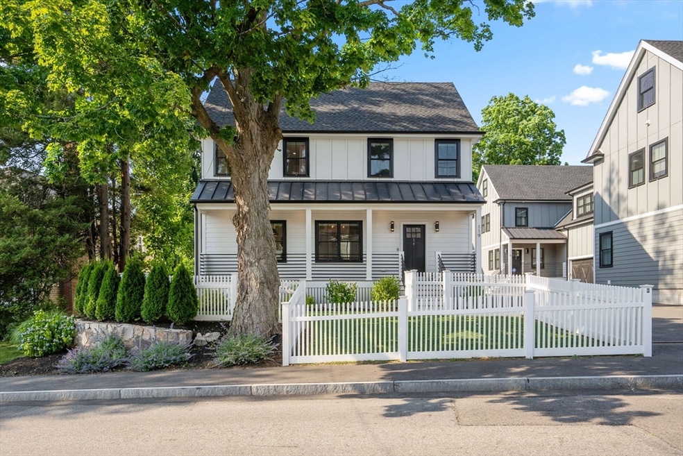 119 Summer St unit 1, Waltham, MA 02452 - photo 1