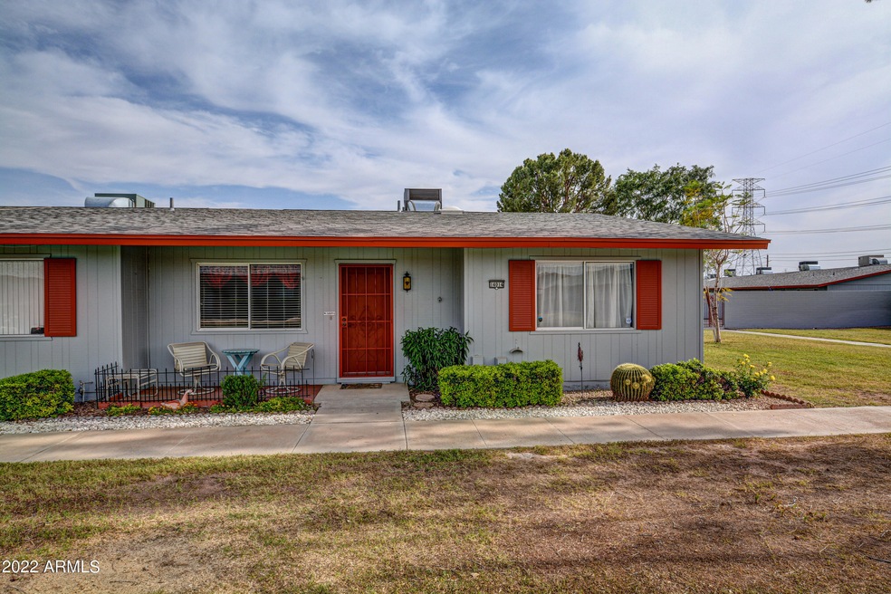 14014 N Newcastle Dr, Sun City, AZ 85351 - photo 1