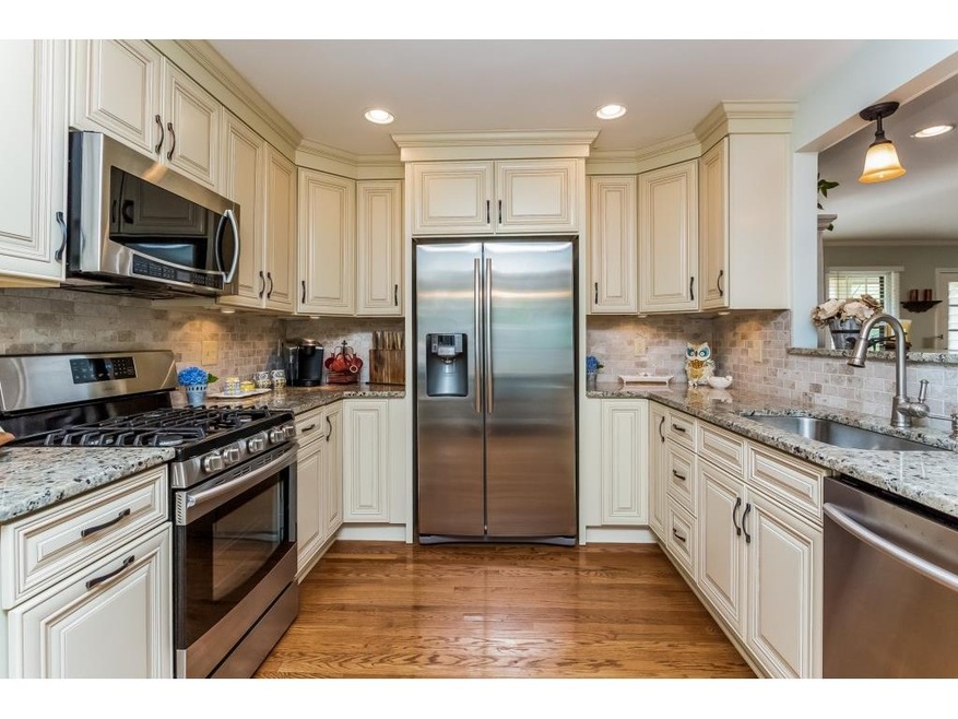 11260 Crosshaven Dr, Roswell, GA 30075 - photo 1