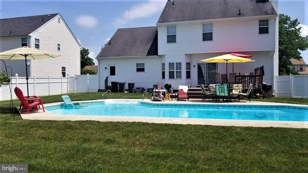 537 Mills Ln, Williamstown, NJ 08094 - photo 1