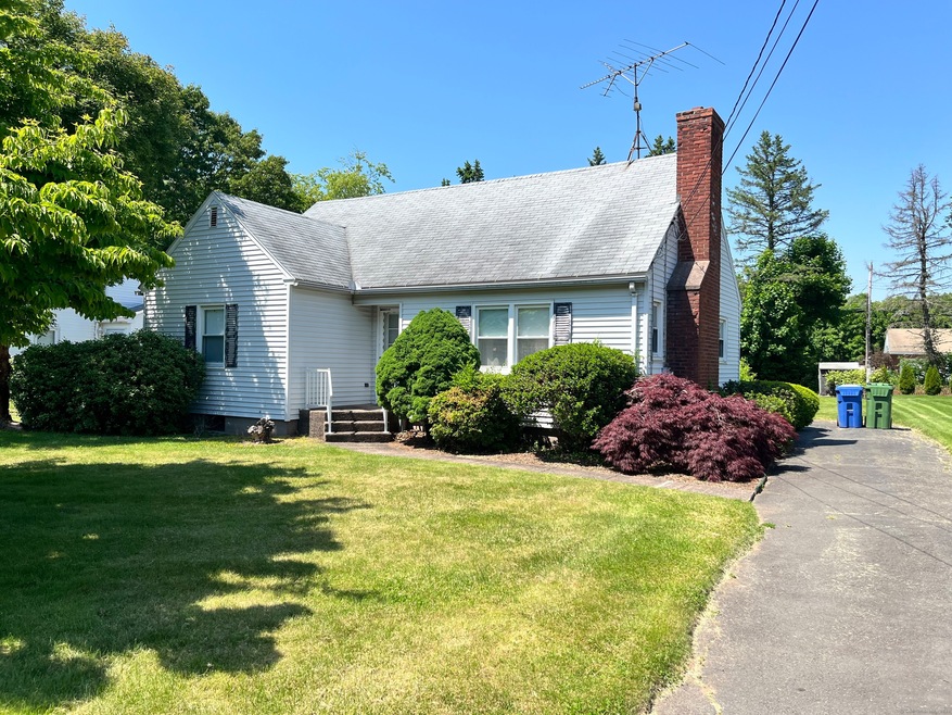 16 Grove Rd, Cromwell, CT 06416 - photo 1