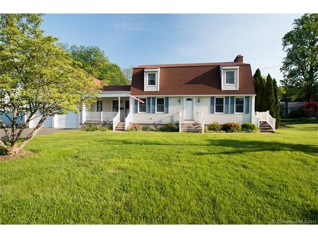 Move in ready home located in the picturesque Wort