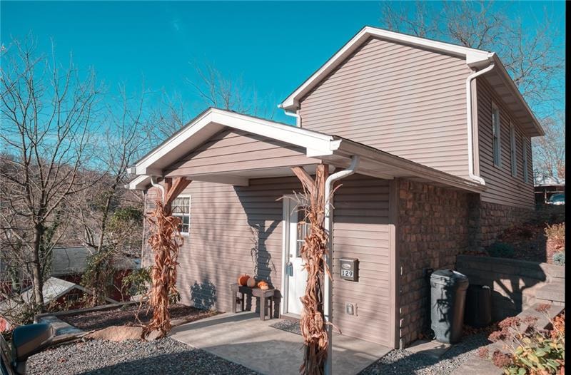 Entry level home makes carrying groceries in a bre
