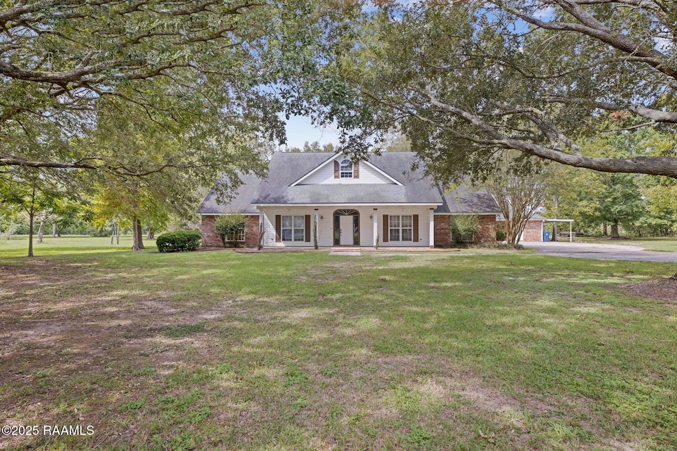 3-web-or-mls-3205 N University Ave-3