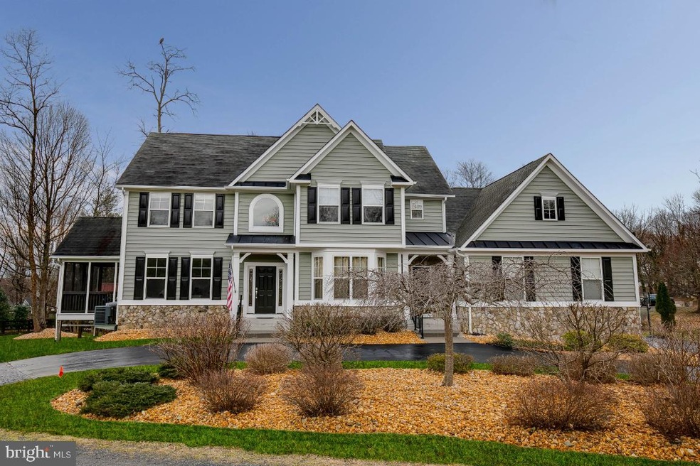 1 Harmon Lodge Way, Round Hill, VA 20141 - photo 1