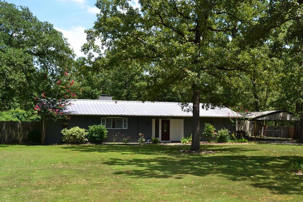 191 Lancewood Cir, Lufkin, TX 75904 - photo 1