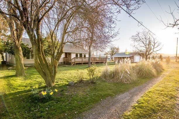 525 Judge Ln, Central Point, OR 97502 - photo 1