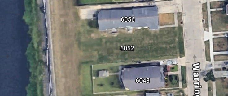 6052 Warrington Dr, New Orleans, LA 70122 - photo 1