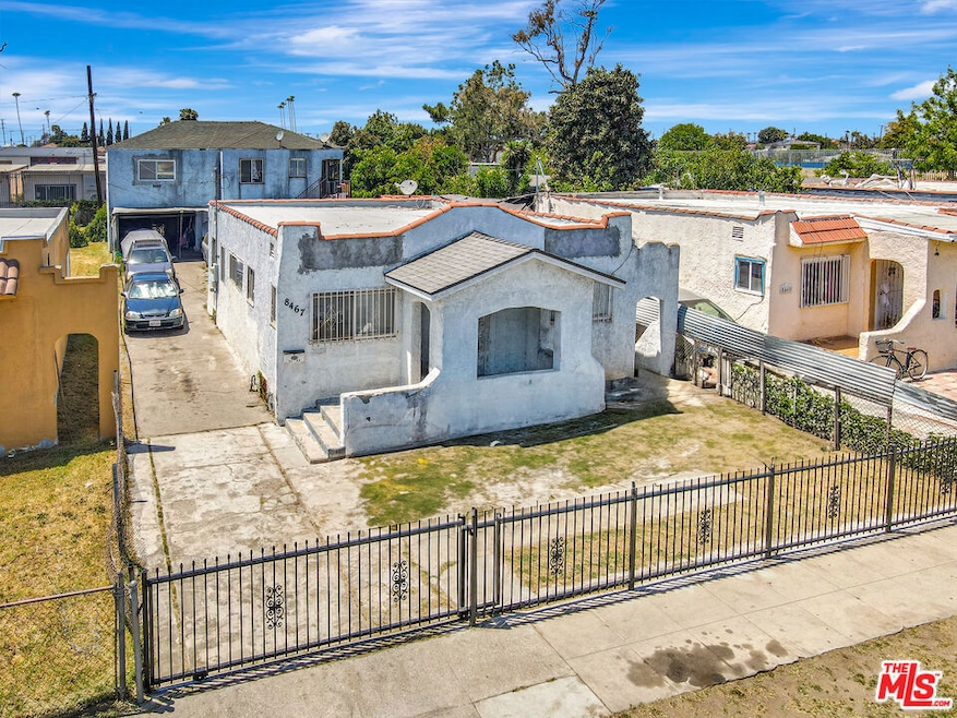 Front of Property - 8467 Zamor