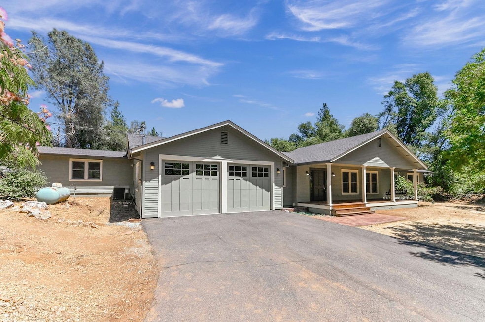 Pending $799,000 • Co-Listing Agent