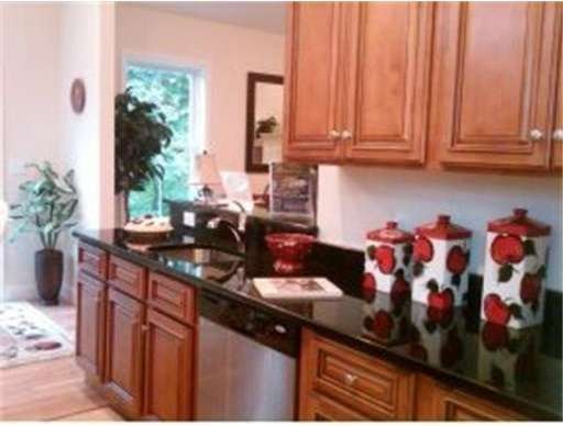 55 Morrison Dr unit 24, Londonderry, NH 03053 - photo 1