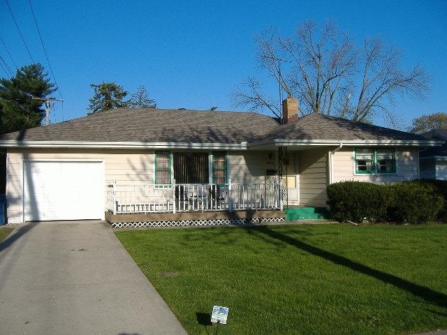 8915 Parrish Ave, Highland, IN 46322 - photo 1