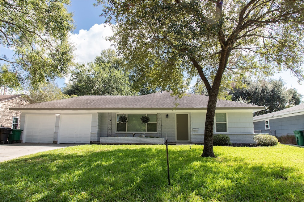 For Rent $2,500/month