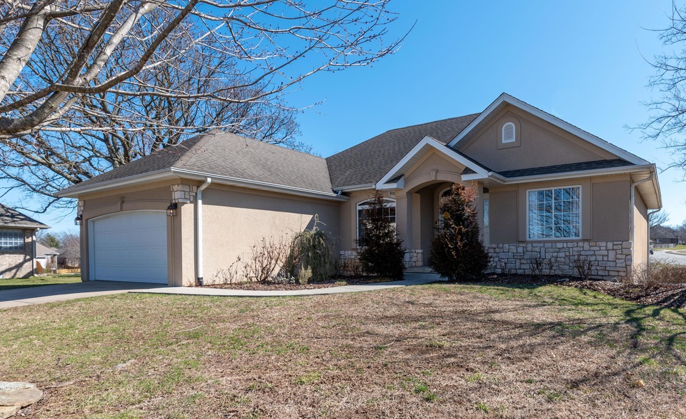 1704 Zachary, Nixa, MO-3