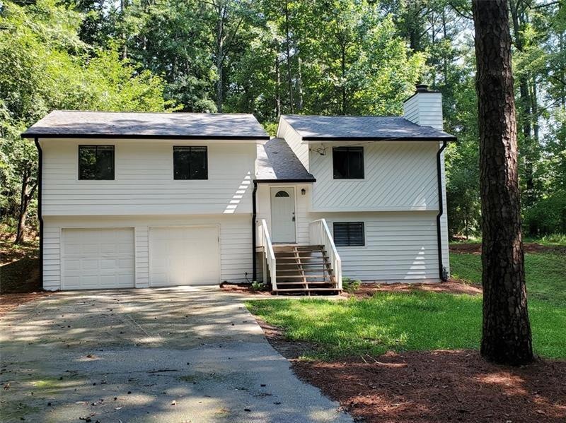 1144 Palisades Dr, Ellenwood, GA 30294 - photo 1