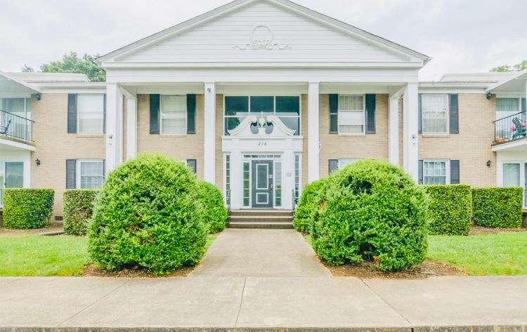 216 University Pkwy unit 22W, Johnson City, TN 37604 - photo 1