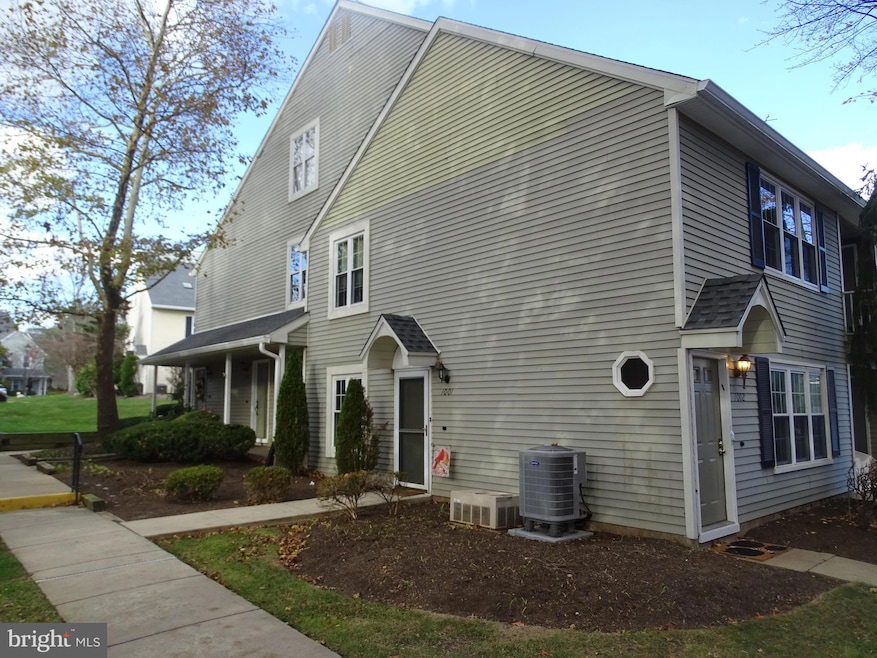 For Rent $2,350/month