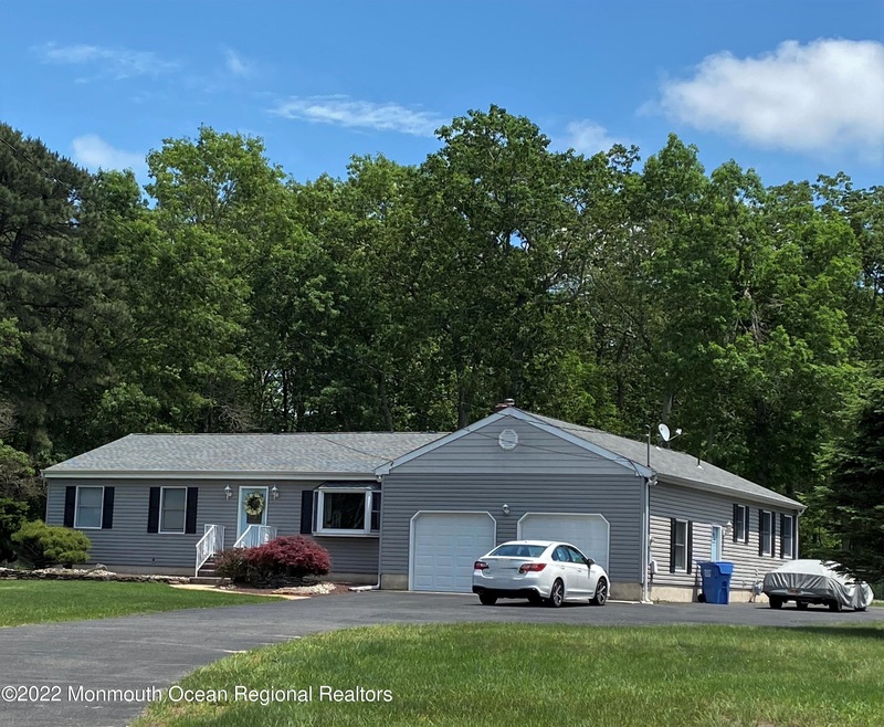 3 BR UPDATED RANCH - 1 ACRE