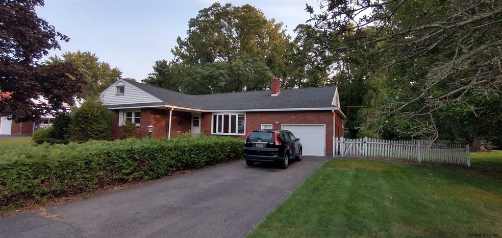 59 Northgate Dr, Albany, NY 12203 - photo 1