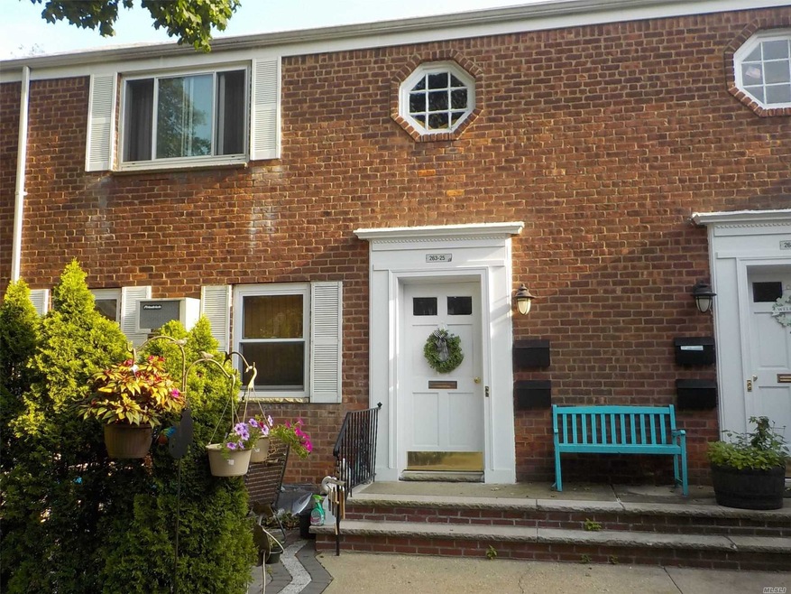 263-25 73rd Ave unit 2nd fl, Glen Oaks, NY 11004 - photo 1