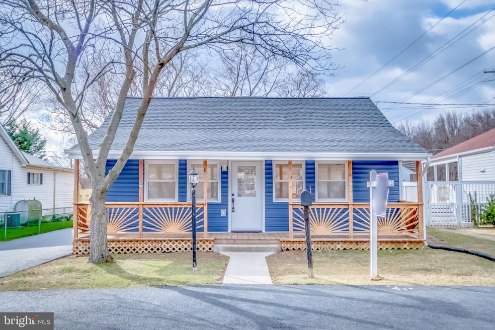 7 Duralumin Ct, Middle River, MD 21220 - photo 1