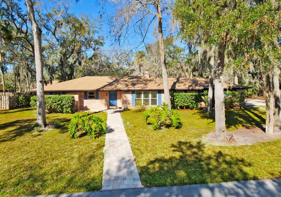 1916 Jarboe Ln